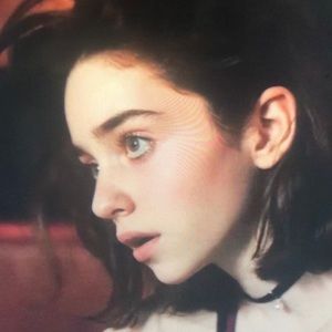 Meet your Posher, Violet